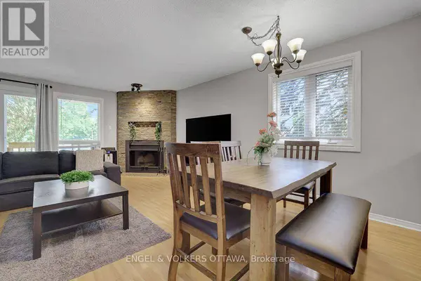 382 Briston Private #1, Ottawa, ON K1G5R2