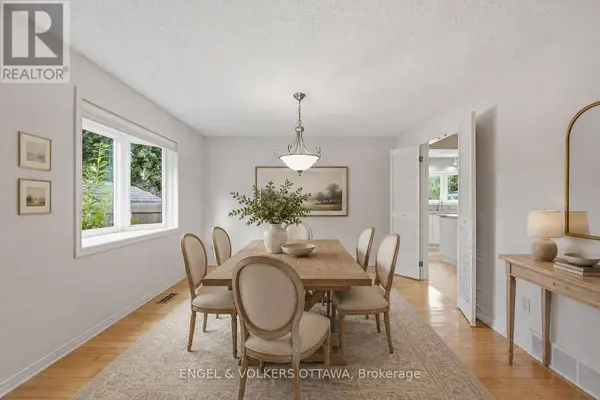 885 PLANTE DRIVE, Ottawa, ON K1V9E3