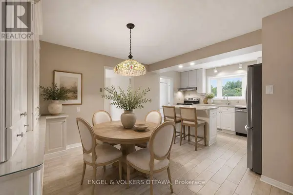 885 PLANTE DRIVE, Ottawa, ON K1V9E3