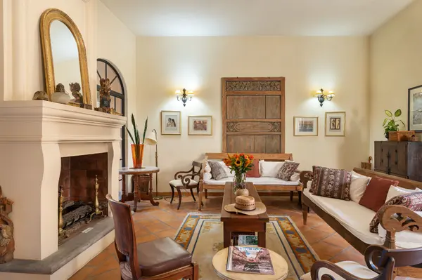 Elegant Casa San Rafael