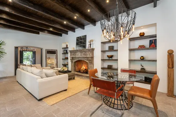 Casa Santa Monica