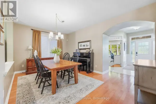 3534 CAMBRIAN ROAD, Ottawa, ON K2J0V1