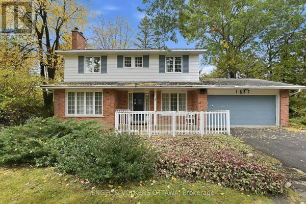 1837 FERNCROFT CRESCENT