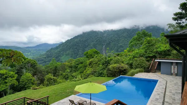 Mountain Estate, San Salvador De Baru, 