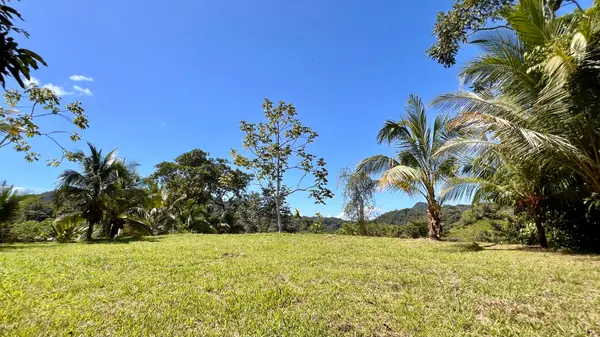 Tres Ríos Creekside Lots