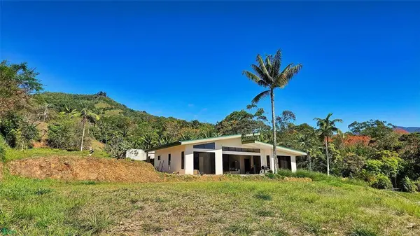 Casa Amara Miravalles, 11901