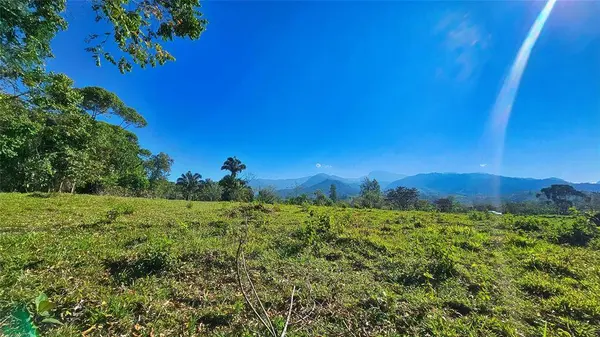 Lot 11,259 m² Playa Verde, 11902