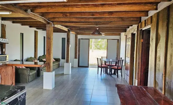 The Timber Sanctuary, Cajon, SanJose 11908