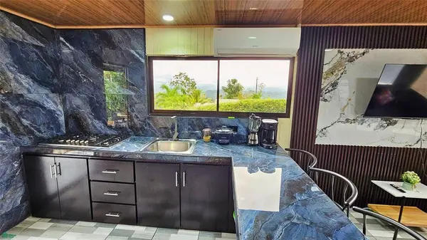 Casa Cascada Vista, SanJose 11906