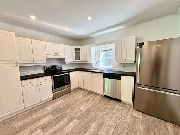 155 Hughson ST, Gravenhurst, ON P1P 1H2