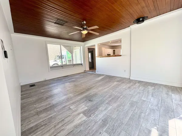155 Hughson ST, Gravenhurst, ON P1P 1H2