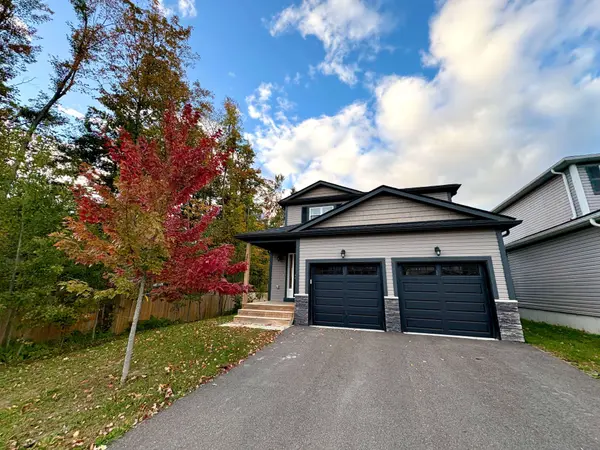 175 Wild Rose DR, Gravenhurst, ON P1P 0B4