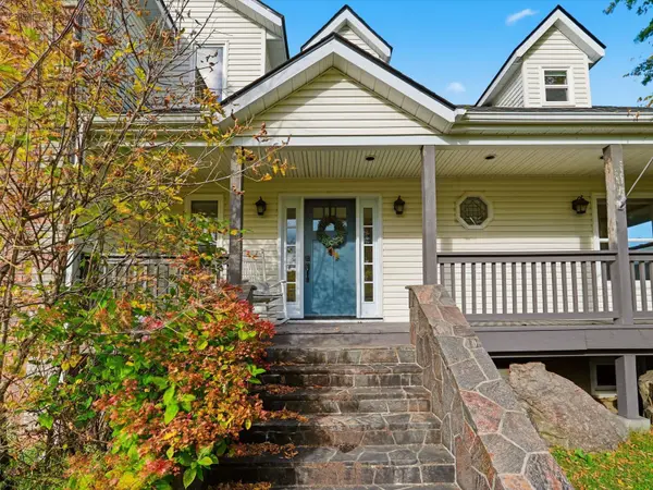 1984 Hwy 141 HWY, Muskoka Lakes, ON P0B 1M0