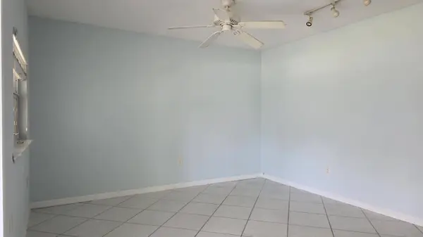 1125 S Ocean DR #B, Hutchinson Island, FL 34949