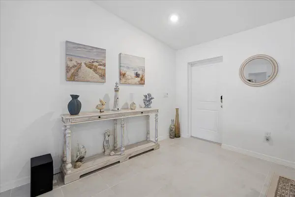 802 Charcoal AVE SE, Palm Bay, FL 32909