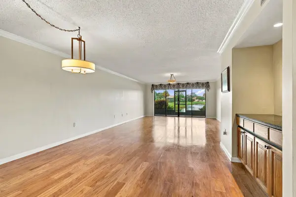 3351 Twin Lakes TER #103, Fort Pierce, FL 34951