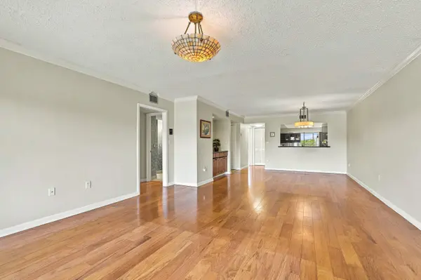 3351 Twin Lakes TER #103, Fort Pierce, FL 34951