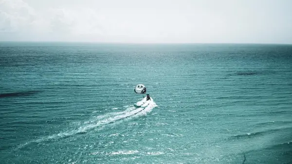 Living in the Mexican Caribbean: Key Pros and Cons According to Engel & Völkers,Carlo Toluzzi