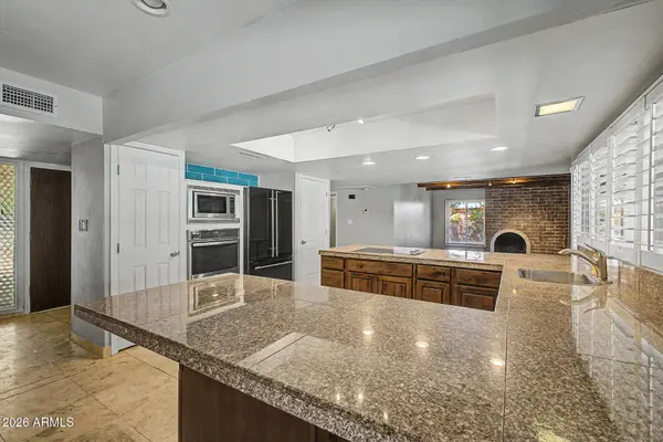 3527 S OAK Street, Tempe, AZ 85282