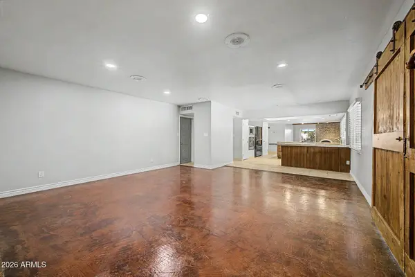 3527 S OAK Street, Tempe, AZ 85282
