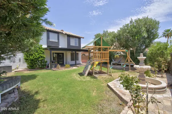 8945 W MARCONI Avenue, Peoria, AZ 85382