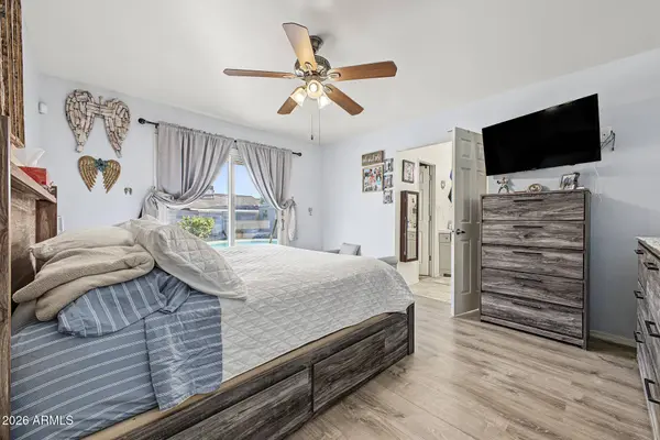 3201 W ACOMA Drive, Phoenix, AZ 85053