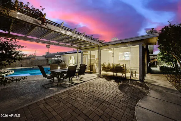 3201 W ACOMA Drive, Phoenix, AZ 85053