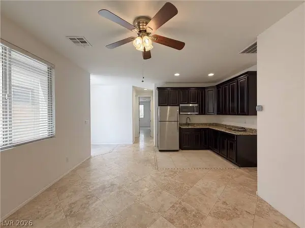 7296 Spring Flower AVE #B, Las Vegas, NV 89117