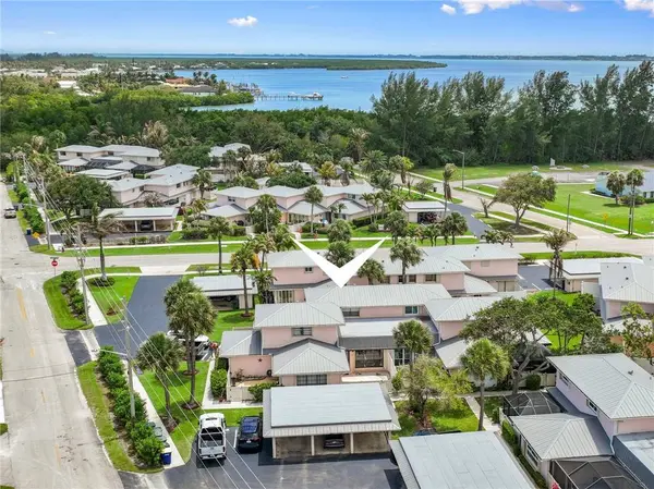1772 Gulfstream AVE #C2, Fort Pierce, FL 34949