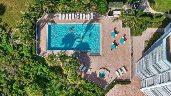 2700 N Highway A1a #207, Fort Pierce, FL 34949
