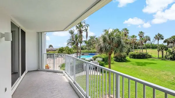 2700 N Highway A1a #207, Fort Pierce, FL 34949