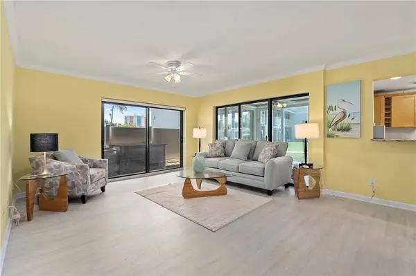3209 S Lakeview CIR #8101, Fort Pierce, FL 34949