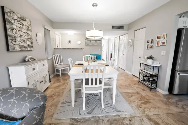 3209 S LAKEVIEW CIR #8105, Hutchinson Island, FL 34949