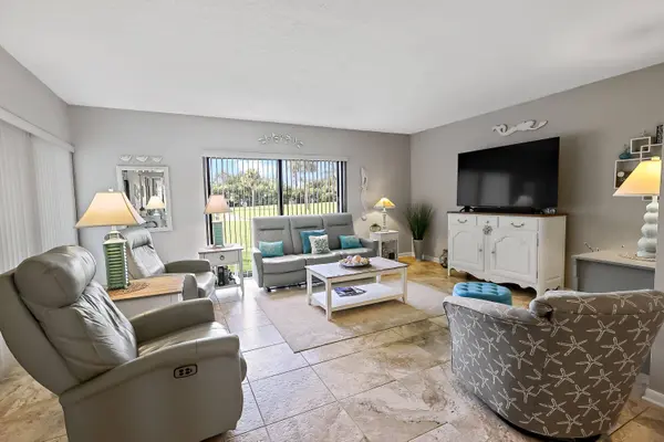 3209 S LAKEVIEW CIR #8105, Hutchinson Island, FL 34949