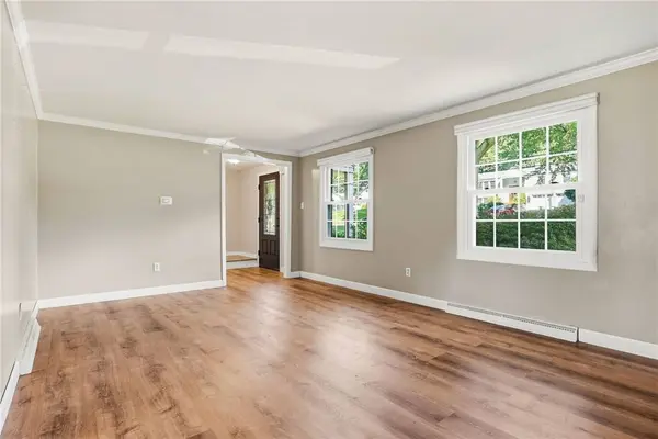 2349 Cramden Rd, Upper St Clair, PA 15241