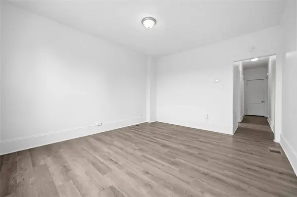 324-330 Park Rd, Ambridge, PA 15003