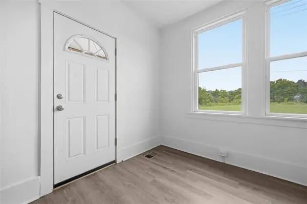 324-330 Park Rd, Ambridge, PA 15003