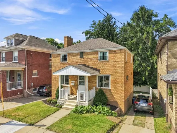 2332 Pioneer Ave, Brookline, PA 15226