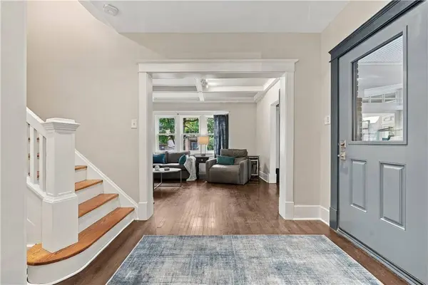 5828 Nicholson St, Squirrel Hill, PA 15217