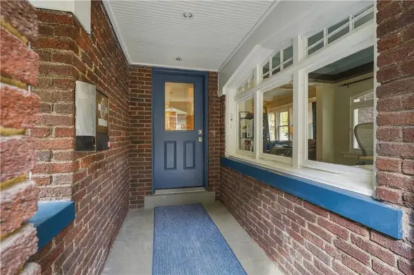 5828 Nicholson St, Squirrel Hill, PA 15217