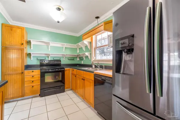 1961 Guseman Rd, Gulf Breeze, FL 32563