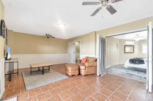 3238 Quietwater Ln, Gulf Breeze, FL 32563