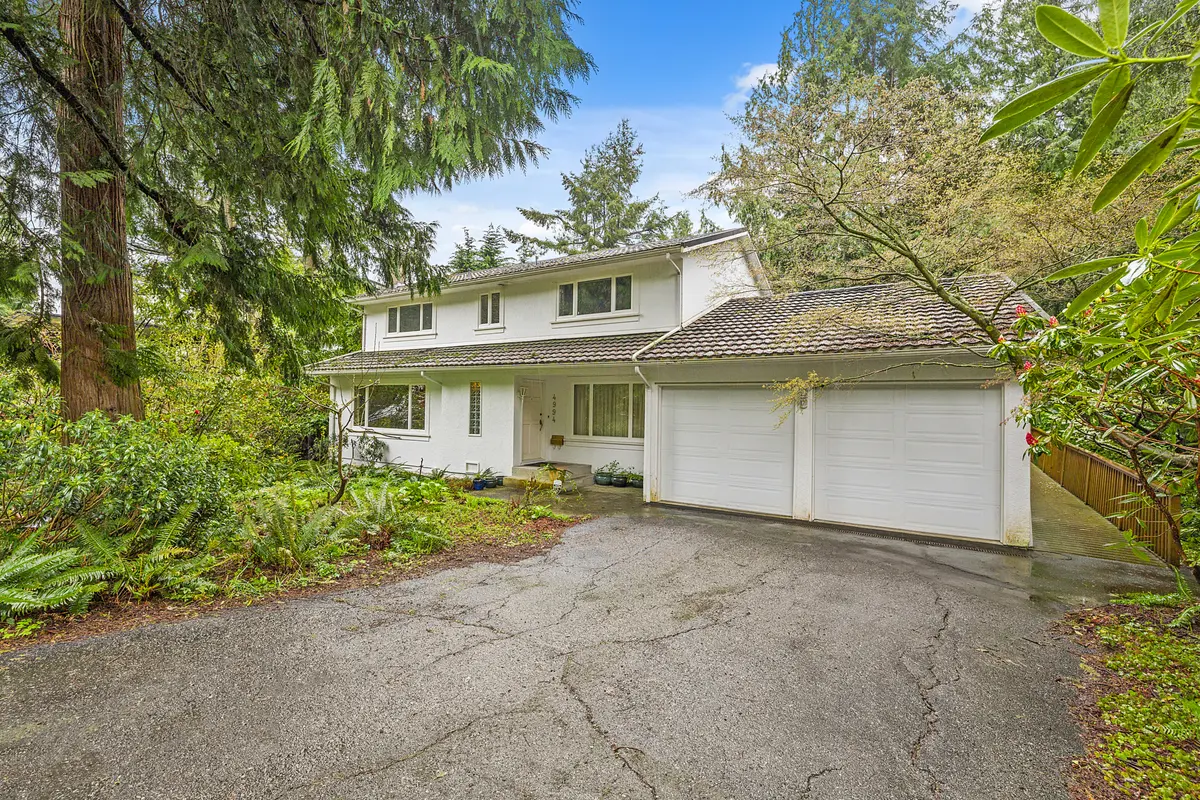 4994 Keith Road, West Vancouver, BC V7W 2N1