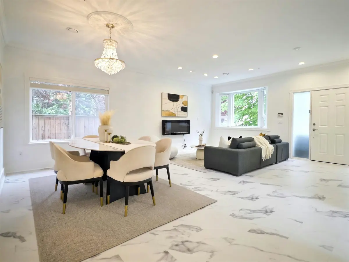 2709 West 37th Avenue, Vancouver, BC V6N 2T5