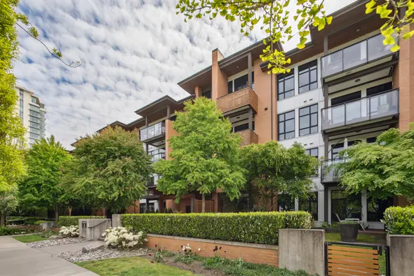 220 Salter Street #302, New Westminster, BC V3M 5B1