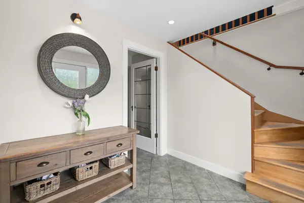 3541 Inverness Street, Port Coquitlam, BC V3B 3B3