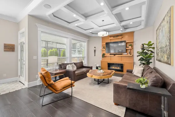 327 171A Street, Surrey, BC V3Z 9P5