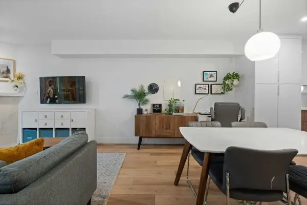 3978 Albert Street #110, Burnaby, BC V5C 2E1