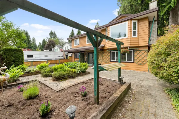 3541 Inverness Street, Port Coquitlam, BC V3B 3B3