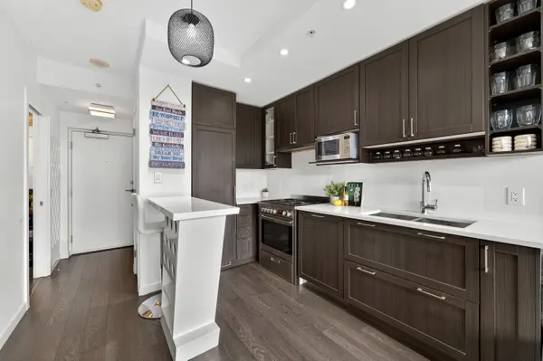 5515 Boundary Road #3006, Vancouver, BC V5R 0E3